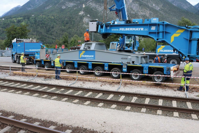  Aktuality, Novinky - Felbermayr Slovensko / DUÁLNA PREPRAVA ŤAŽKÝCH NÁKLADOV PRE BEZPEČNÉ ZÁSOBOVANIE ELEKTRICKÝM PRÚDOM - foto